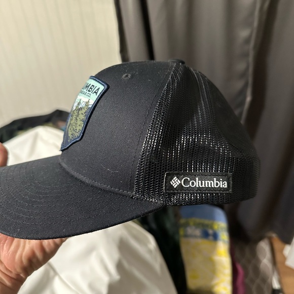 Columbia Men’s hat - Picture 2 of 3